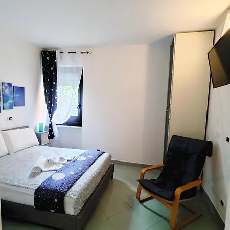 Aldebaran Holiday House To The Cinque Terre From Migliarina Station No Stress!!! 公寓 斯培西亚