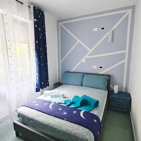 Aldebaran Holiday House To The Cinque Terre From Migliarina Station No Stress!!! * 斯培西亚