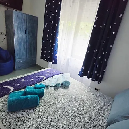 Aldebaran Holiday House To The Cinque Terre From Migliarina Station No Stress!!! * 斯培西亚