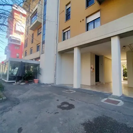 公寓 Aldebaran Holiday House To The Cinque Terre From Migliarina Station No Stress!!! *
